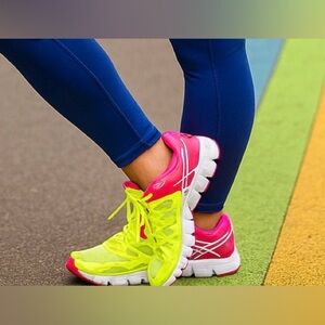 ASICS Gel-lyte33 running Shoes - Neon Yellow and Pink size 8